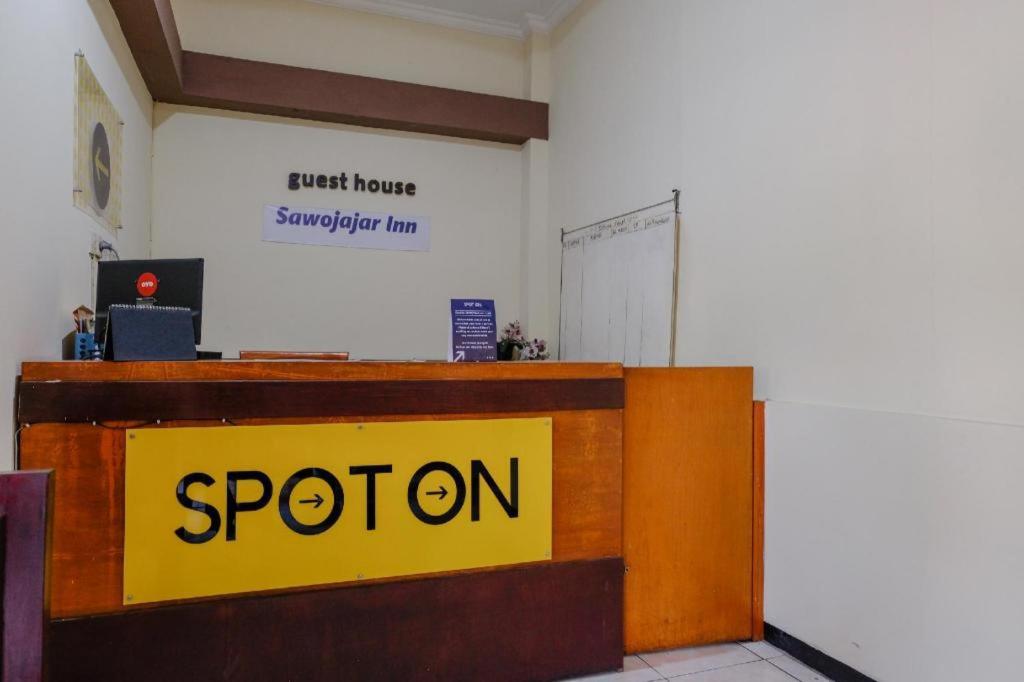 מאלאנג Sawojajar Inn מראה חיצוני תמונה